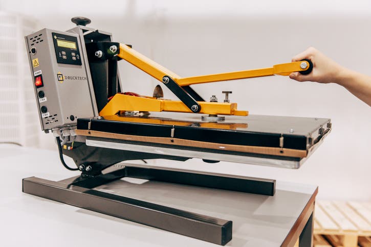 T-shirt Heat press