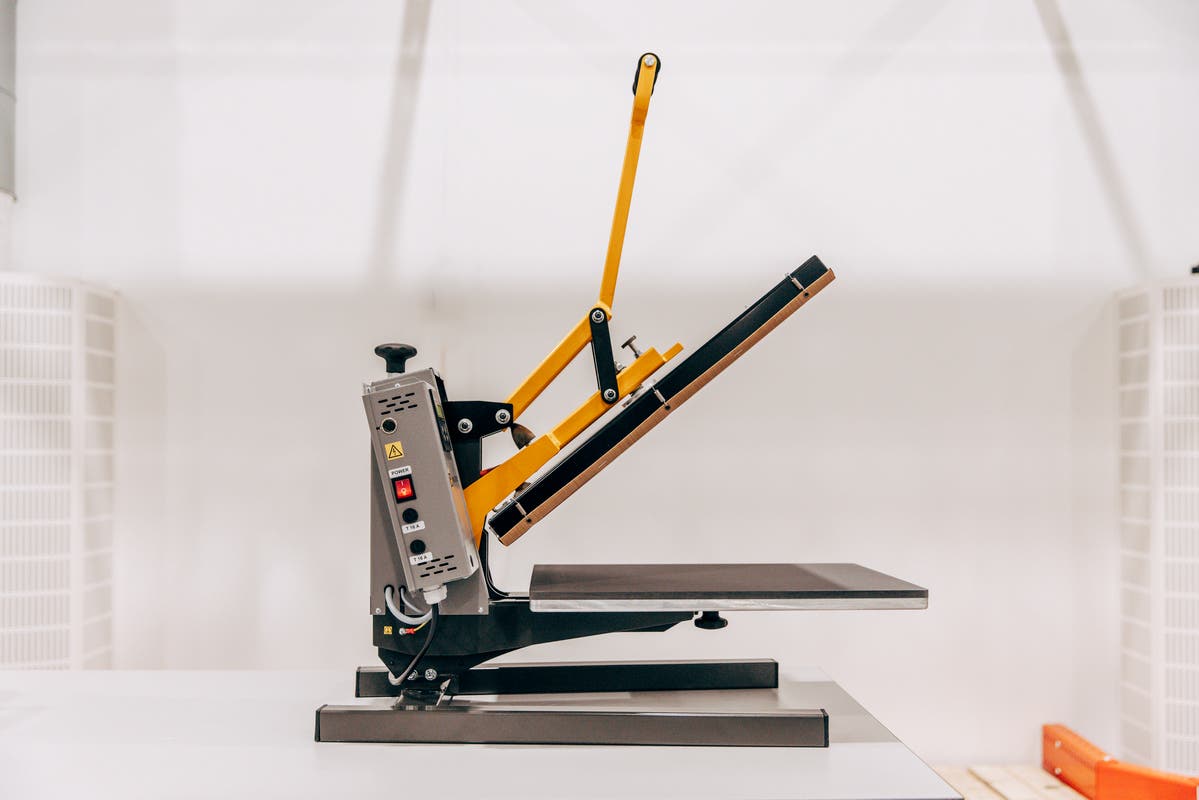 T-shirt Heat press öppen